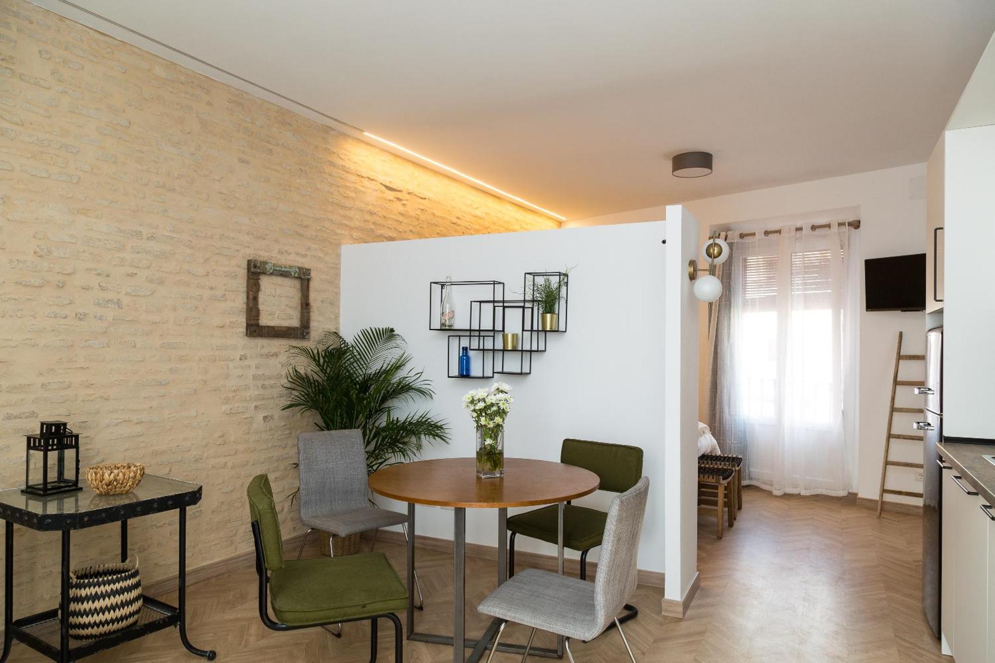 Center Apartment Fully Eqquiped Opcional Breakfast Sevilla Dış mekan fotoğraf