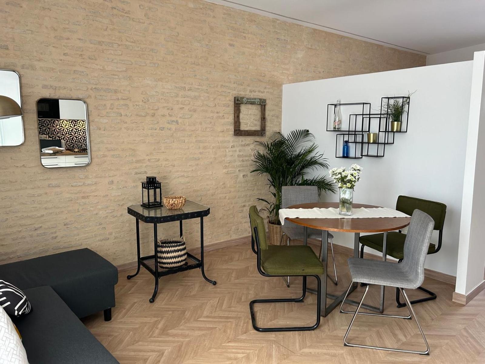 Center Apartment Fully Eqquiped Opcional Breakfast Sevilla Dış mekan fotoğraf
